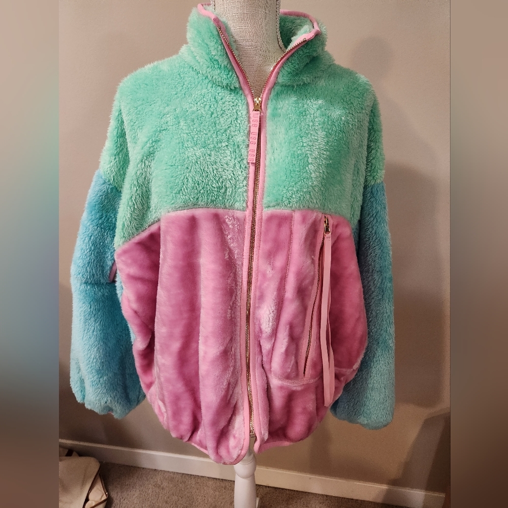 NWT UGG Marlene Sherpa Jacket II  SZ L $138 SOLD OUT online